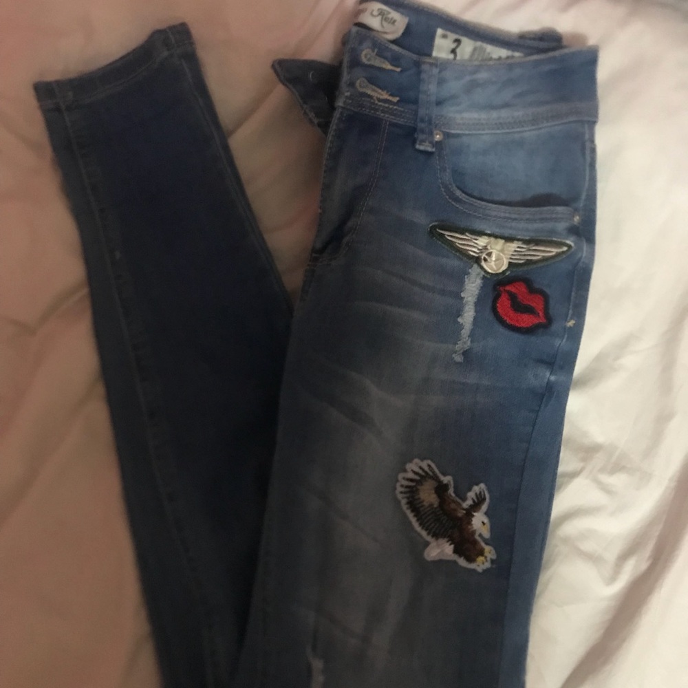 New pair of jeans size: 3